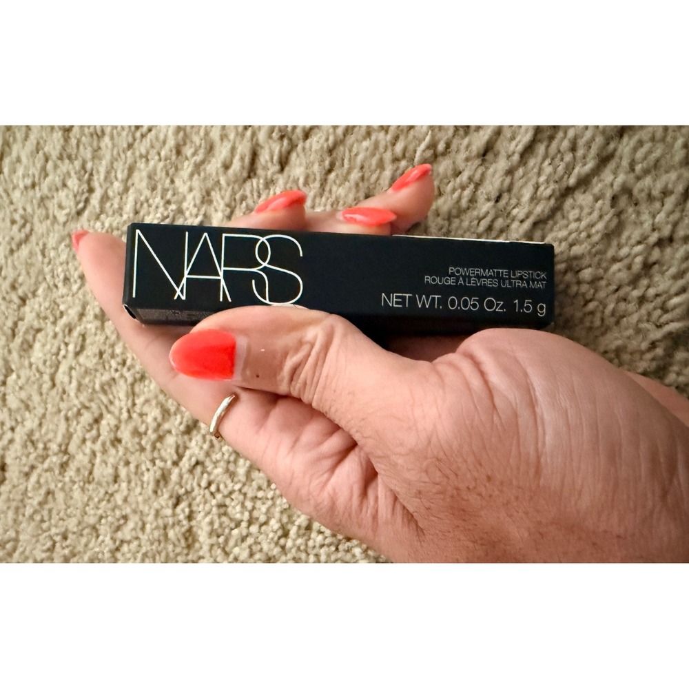 NIB NARS Powermatte Lipstick in "SWEET DISPOSITION" - Picture 2 of 2